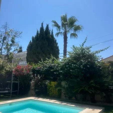 Location Sur Piscine ,jardin Et Proche